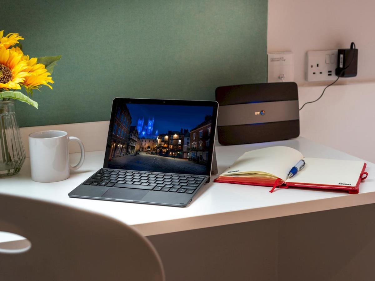 Pass The Keys Cosy High Street Studio With Free Parking Appartement Lincoln Buitenkant foto